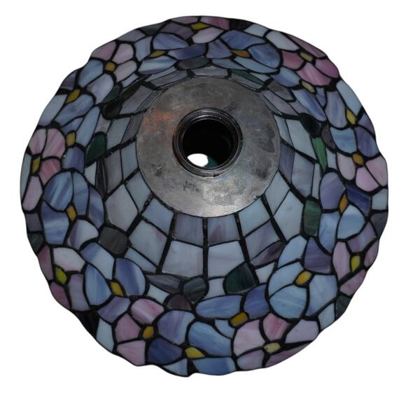 Tiffany-Style Stained Glass Lamp Shade –Pastel Floral Pattern, Purple & Pink - Picture 2 of 6